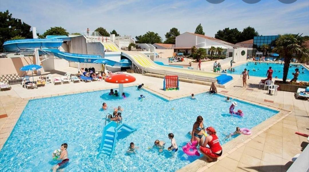 Camping Les Bois Mobil Home Grand Luxe 3Ch 2Sdb Saint-Jean-de-Monts Luaran gambar